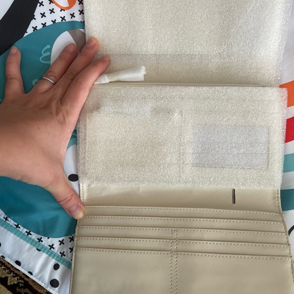 Kate spade wallet - Picture 3 of 6